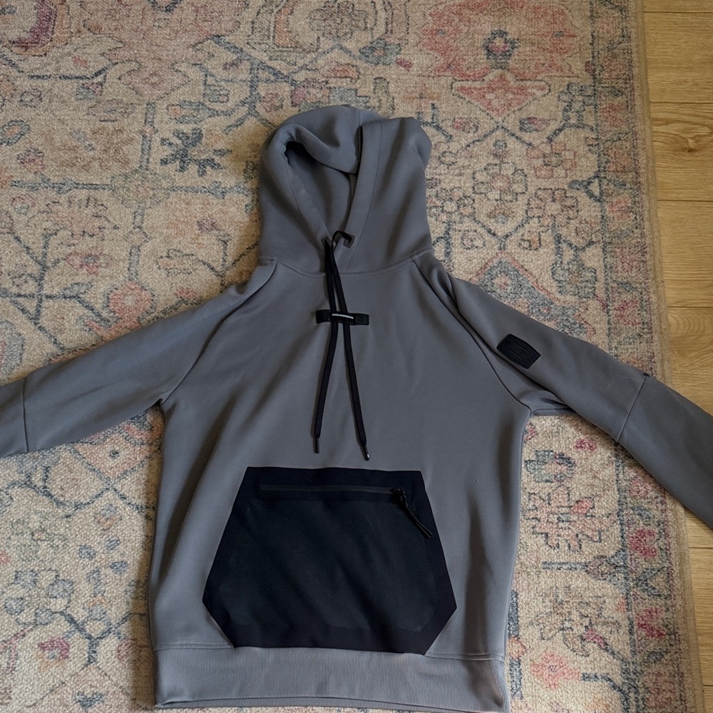 On Running Charcoal Hoodie with Black Pocket